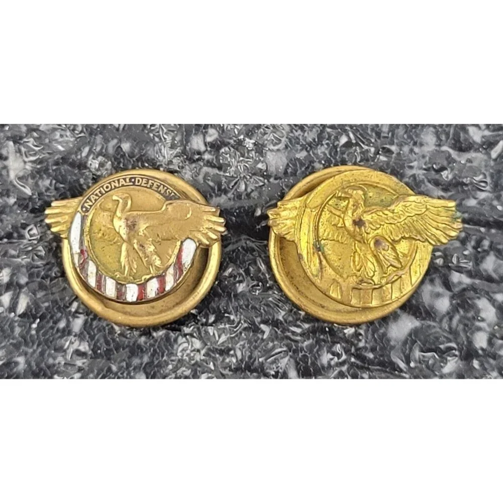 WWII 1930's National Defense & U.S. HONORABLE DISCHARGE RUPTURED DUCK PINS